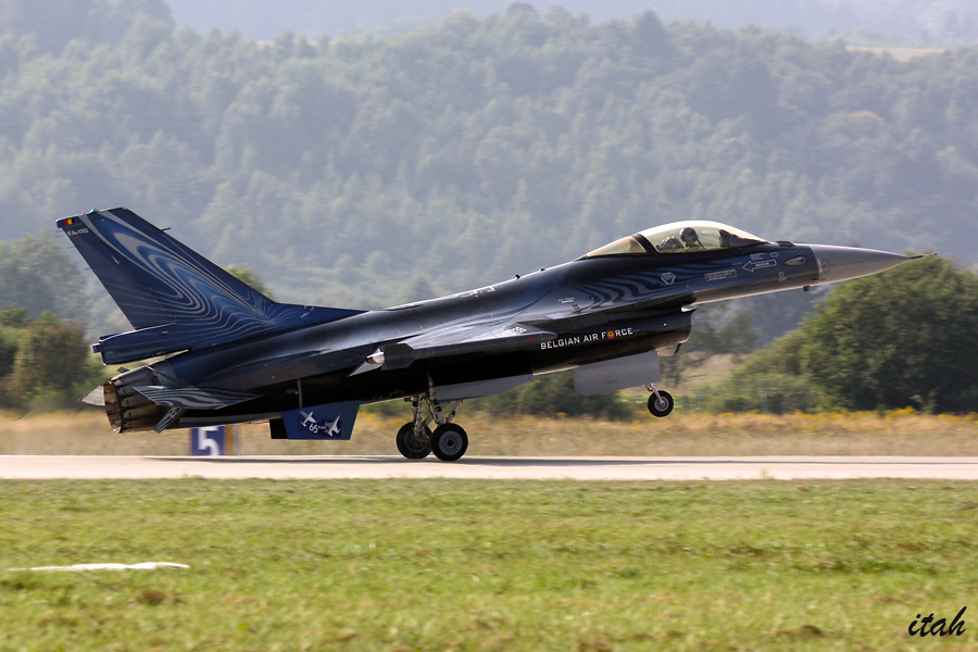 F-16 Fighting Falcon