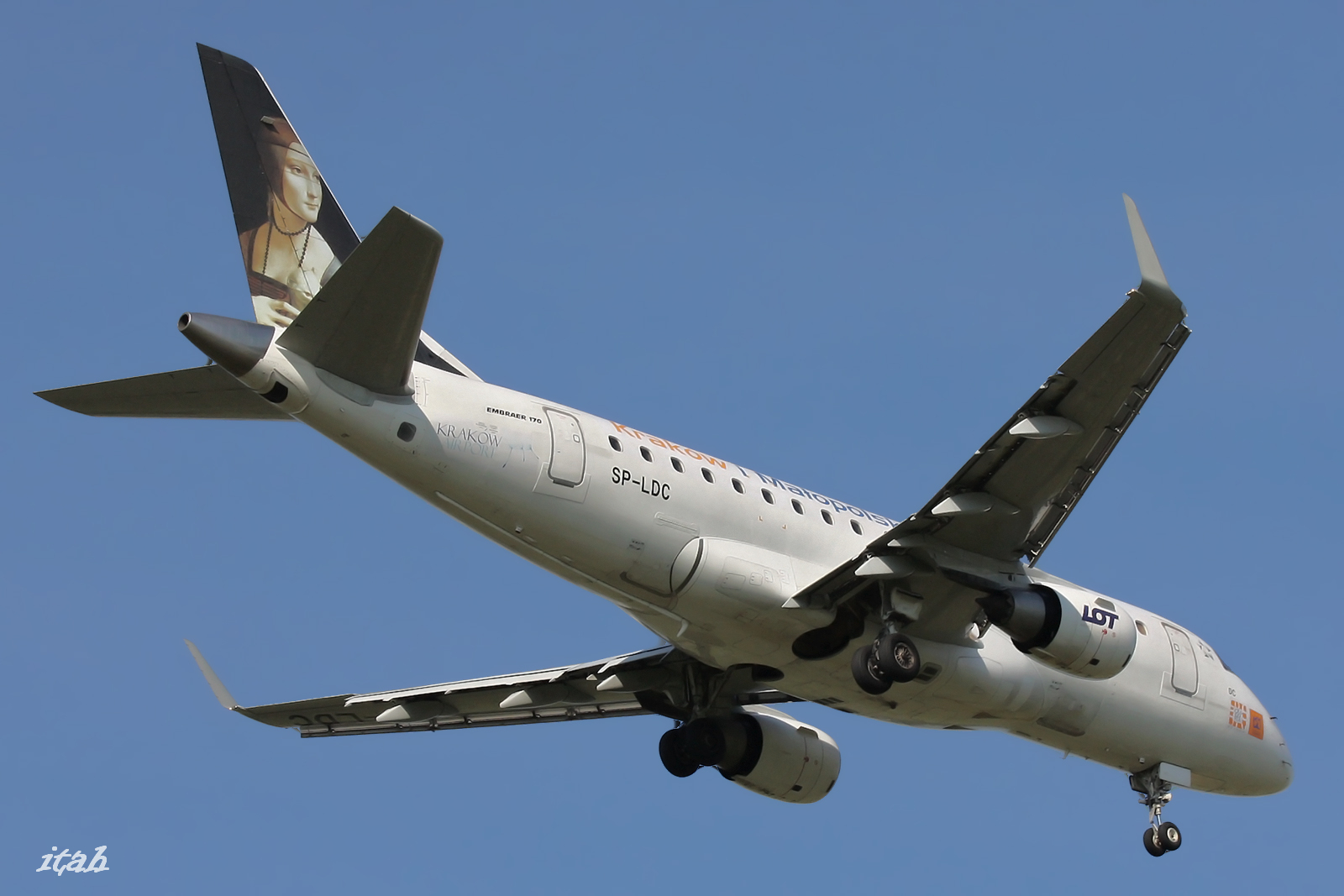Embraer ERJ-170STD 