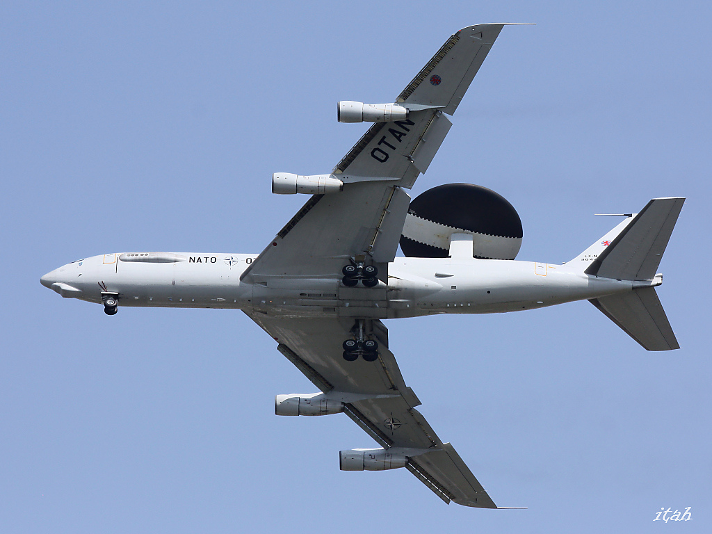 Boeing E-3A AWACS